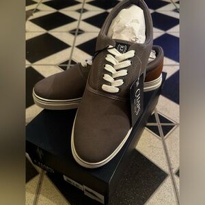 Chaps Men’s Chace Canvas Lace-Up Sneakers